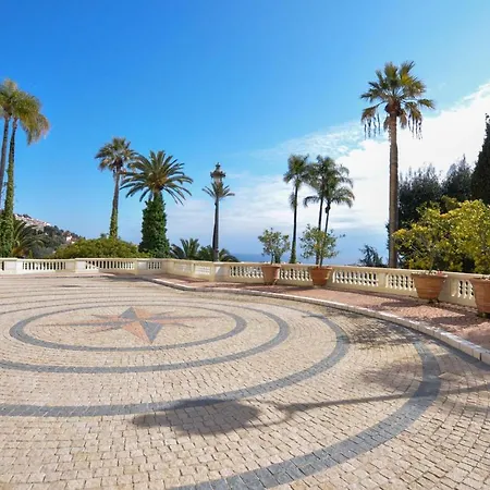 In With Wifi * Menton