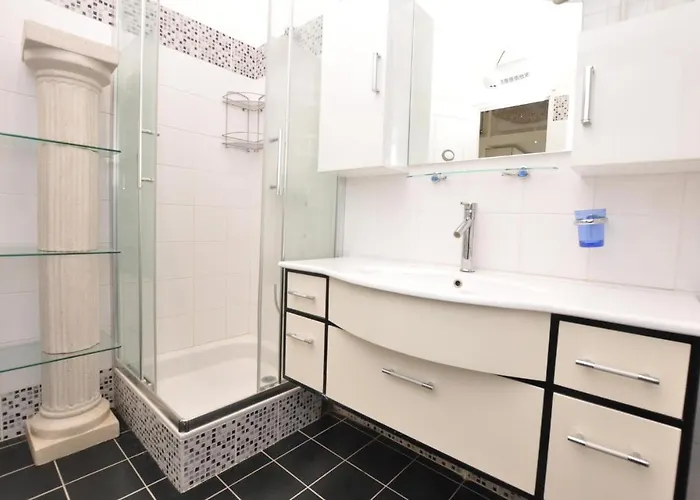 In With Wifi Appartement Menton